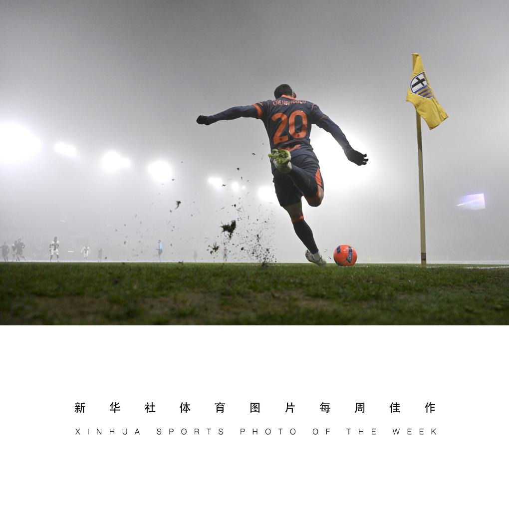 17岁273天，卡尔是拜仁队史德甲单场传射建功最年轻的球员