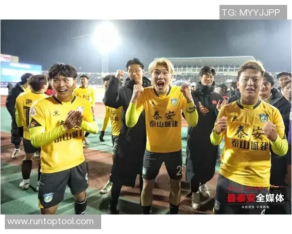 德尚在克莱枫丹问候球员：为卡马庆生、与坎特重逢