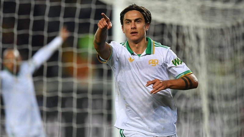 混团世界杯，孙颖莎真的好，把吉祥物送给了小妹妹，期待她的下次比赛