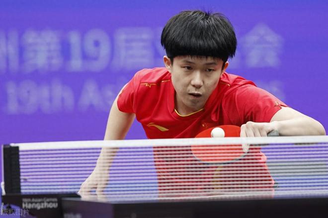 充满节日气 充满节日气