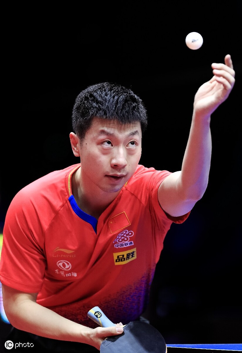 鲍威尔与克 鲍威尔与克